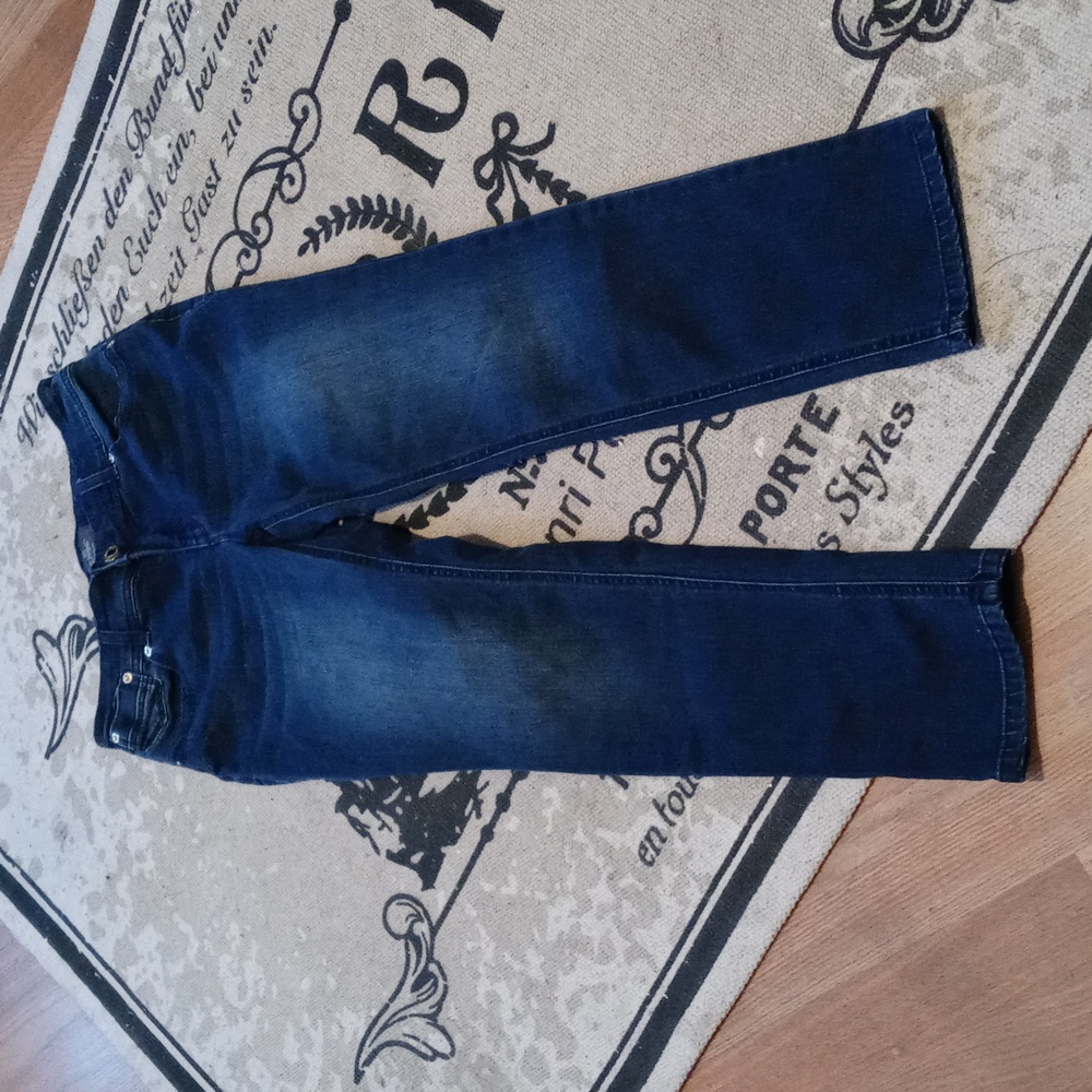 🎀🎀 HOST PICK 🎀🎀 So Slimming by Chico's Petite Ankle Jeans